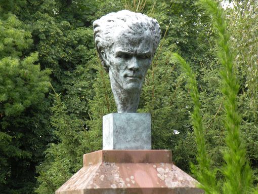  Buste de Daniel Meyer, sculpteur-graveur, (1908-1993)